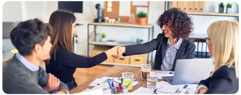 How to Build an Employer Brand That Attracts Top Talent: Tips for Effective Branding