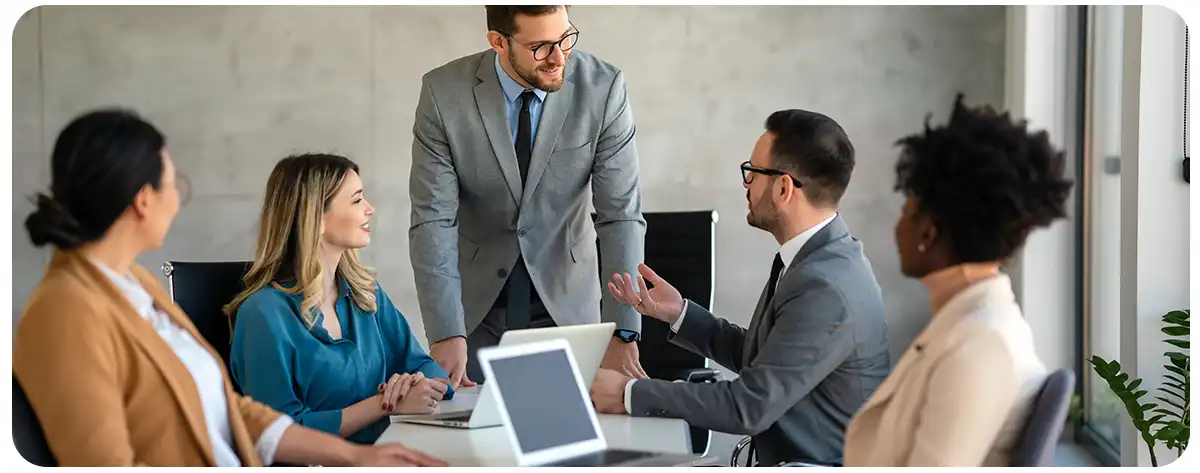 Why MEA is Becoming a Hub for Management Consulting Services